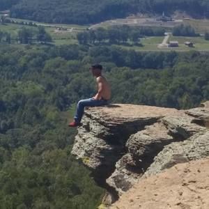 Meet your Posher, Mitchell